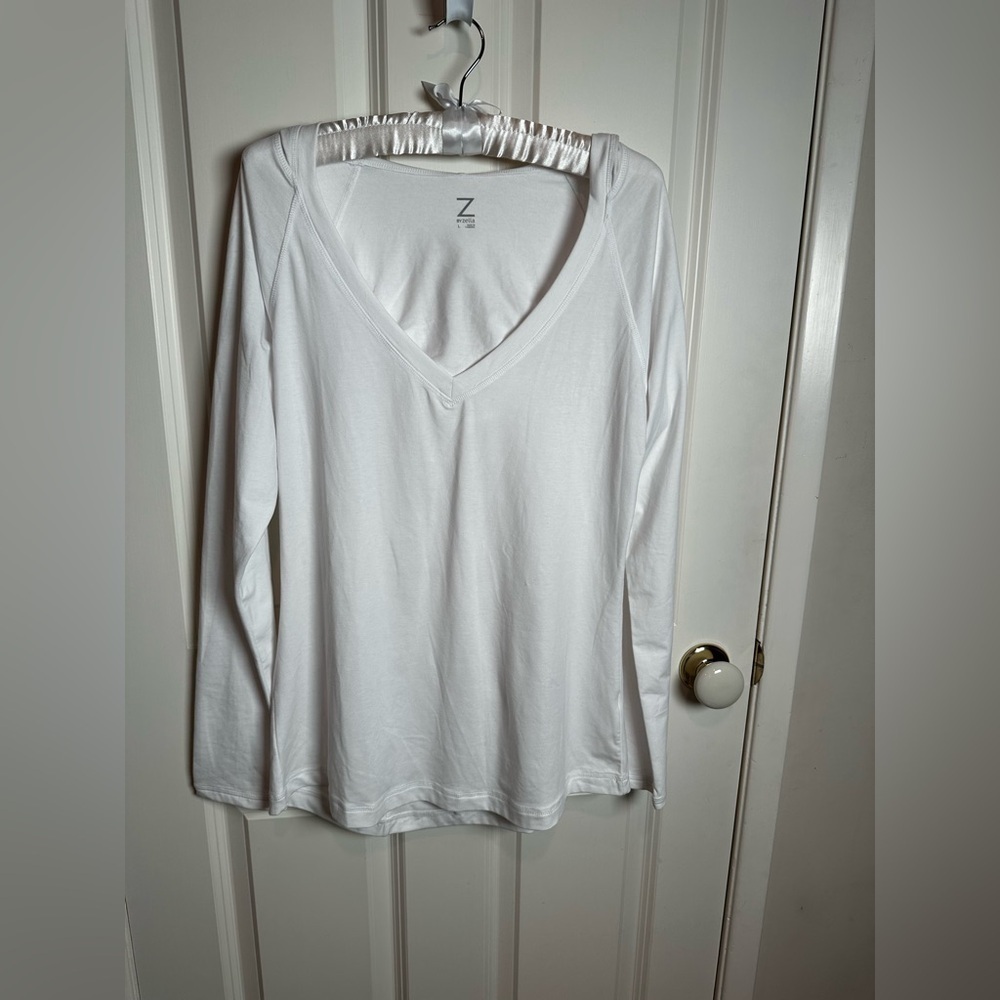 Zella White V-Neck Long Sleeve Tee